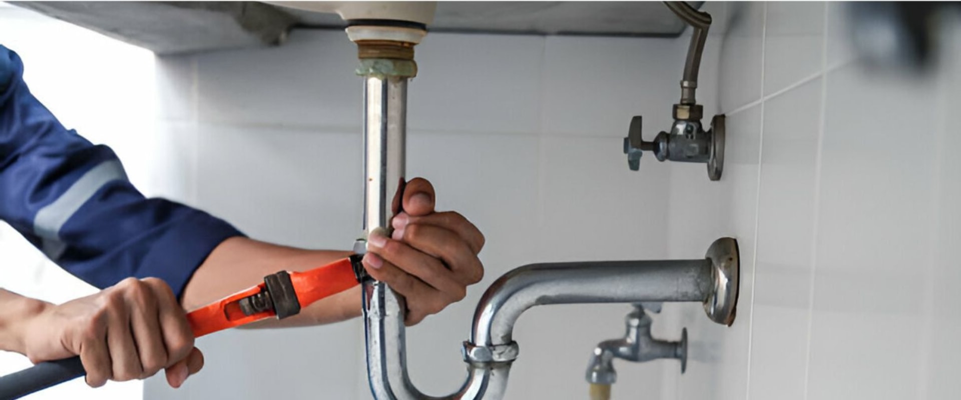 Essential Plumbing Checks Before Your Phoenix Home Inspection